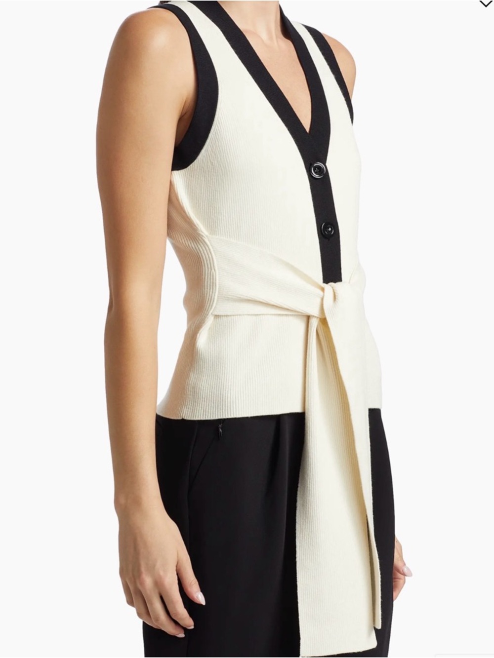 🆕 Toccin Collin’s Knit Tie Waist Top in Ivory Jet